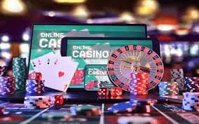Live casino dealer presenting table games to online Filipino players